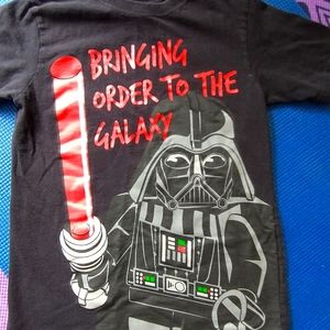 Boys T-shirt Darth Vader-Black; Size 5/6